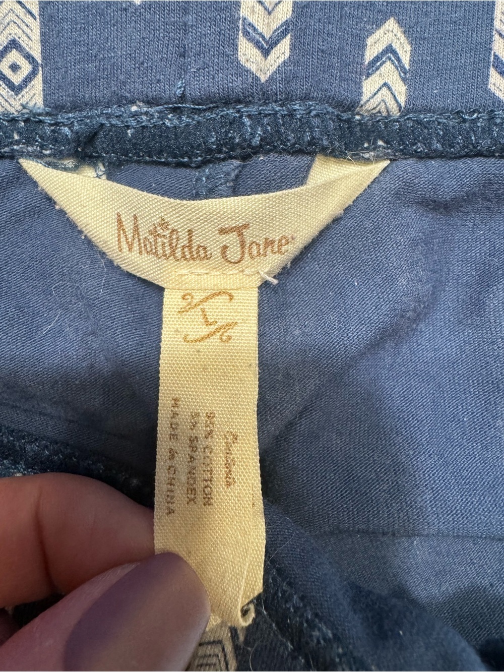 Matilda Jane Women’s Blue White Follow The Path Cropped Leggings - Picture 3 of 6